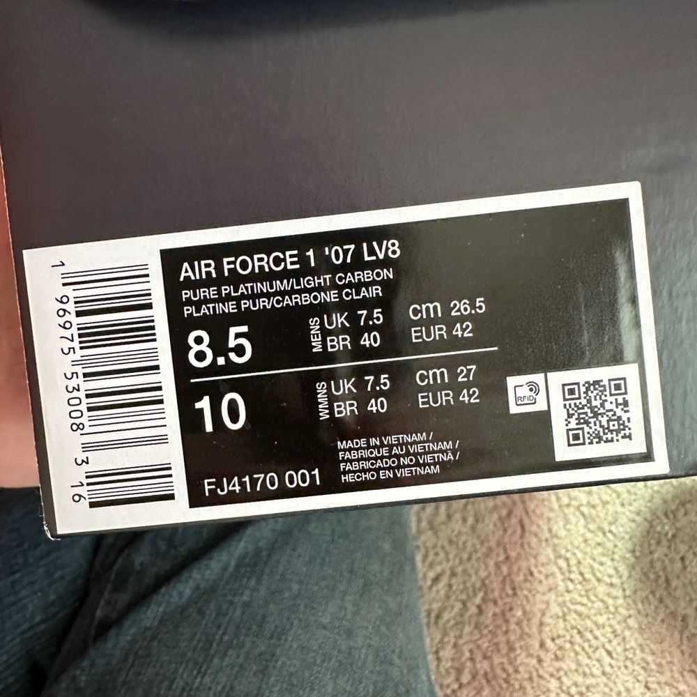 Nike White And Gray Sneakers - image 4